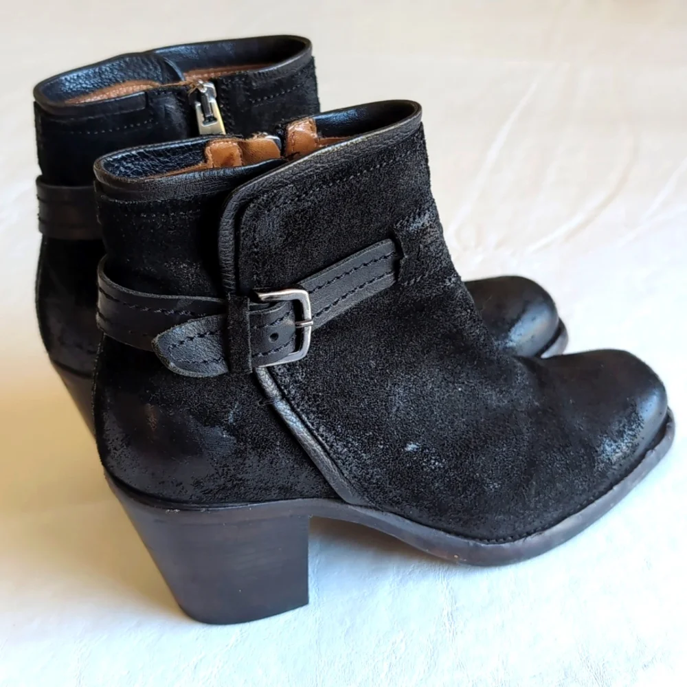 Pantanetti Heeled Buckled Distressed Black Leather Moto Booties Women's 38